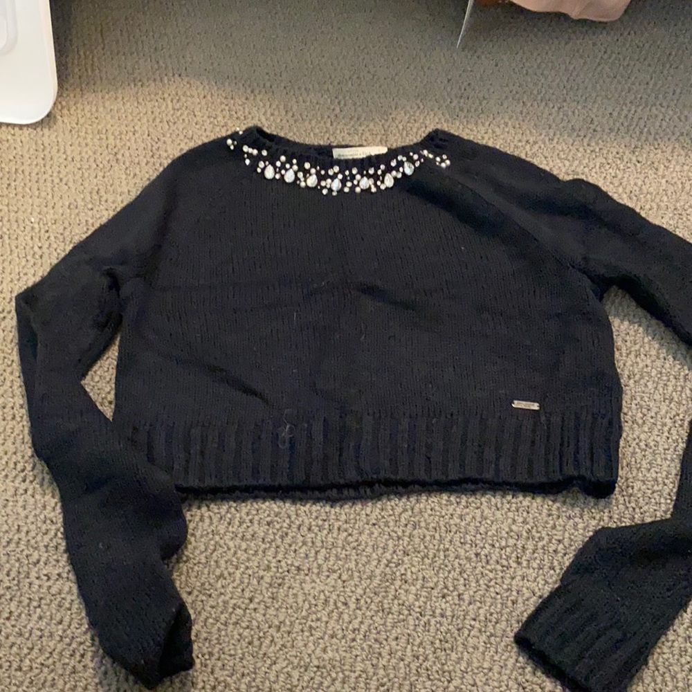 Abercrombie navy crop sweater w/ jewels